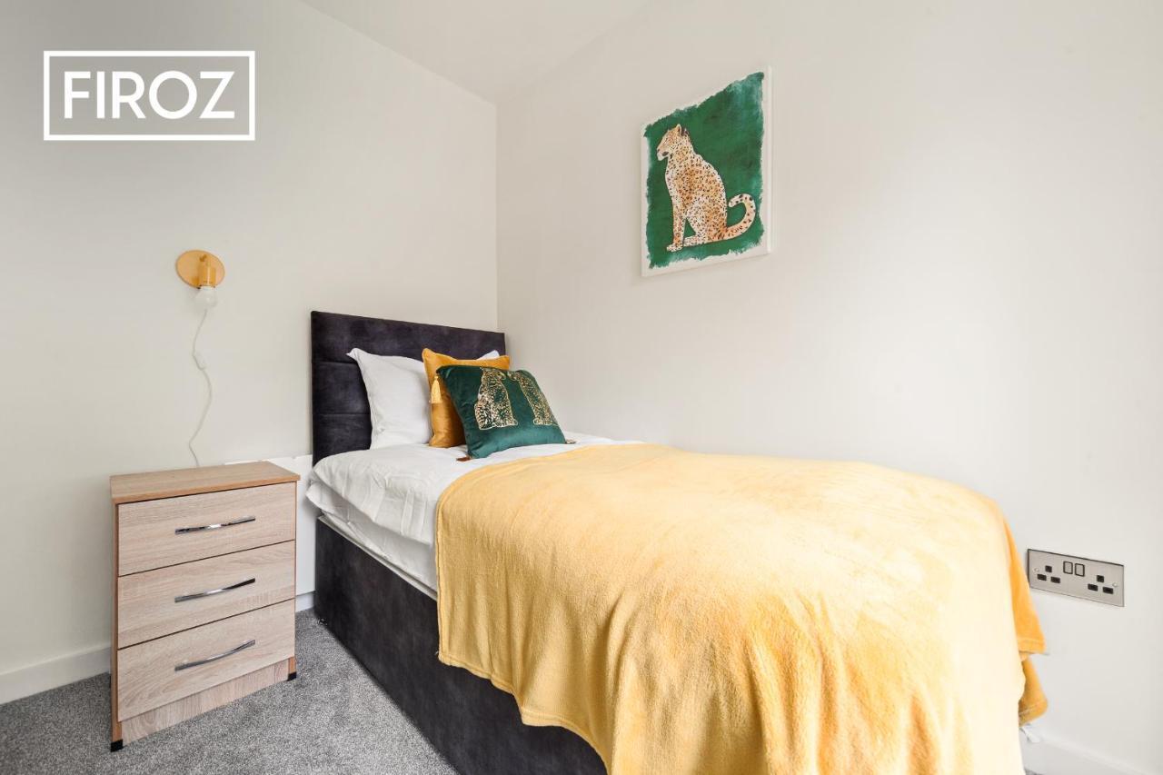 Spacious 4 Bedroom 3 Bath House For Families & Contractors With Free Parking, Fast Wi-Fi & Netflix By Firoz Property Management Leeds  Exteriér fotografie