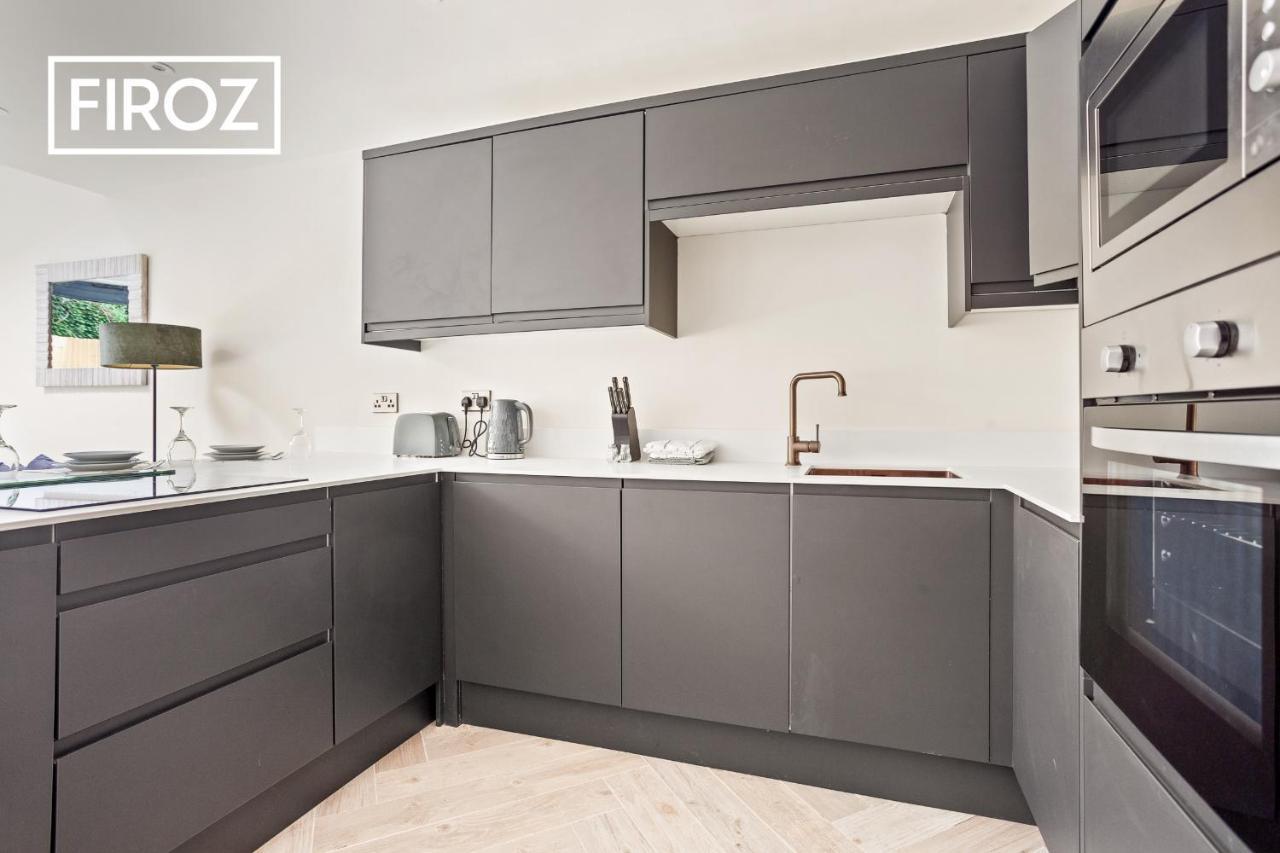 Spacious 4 Bedroom 3 Bath House For Families & Contractors With Free Parking, Fast Wi-Fi & Netflix By Firoz Property Management Leeds  Exteriér fotografie